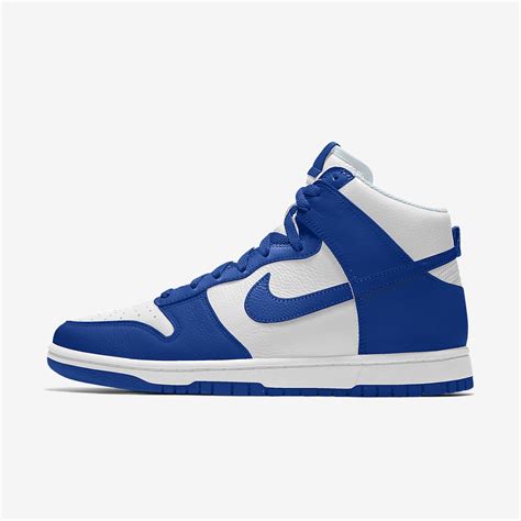 sneaker stores Nike dunk high